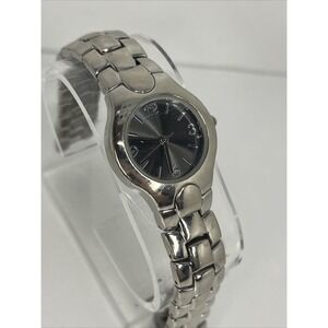 Merona Women's Quartz Watch Silver Tone‎ Bracelet Band 26mm Case- New Battery